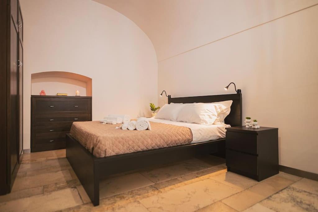 Trani -Suite ❉Marmor - Elegante Casa Storica ❉ Exterior photo